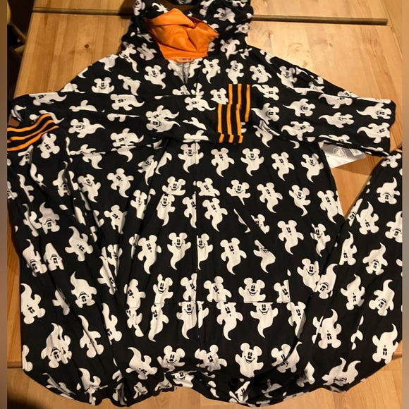 Disney Pants - NWT Rare Unisex Disney Black and White Ghost Print Hoodie. Size Medium